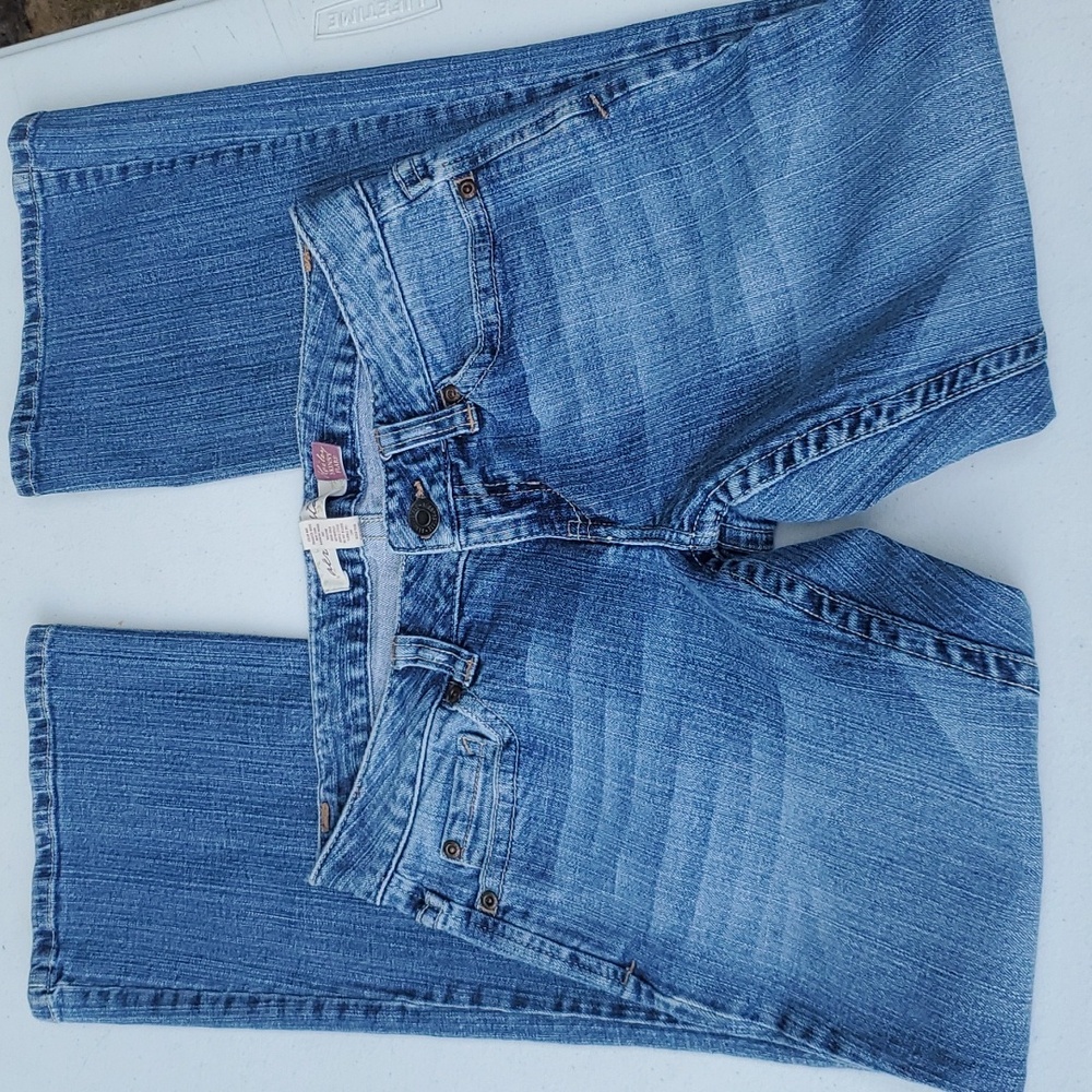 Jeans - Picture 2 of 3